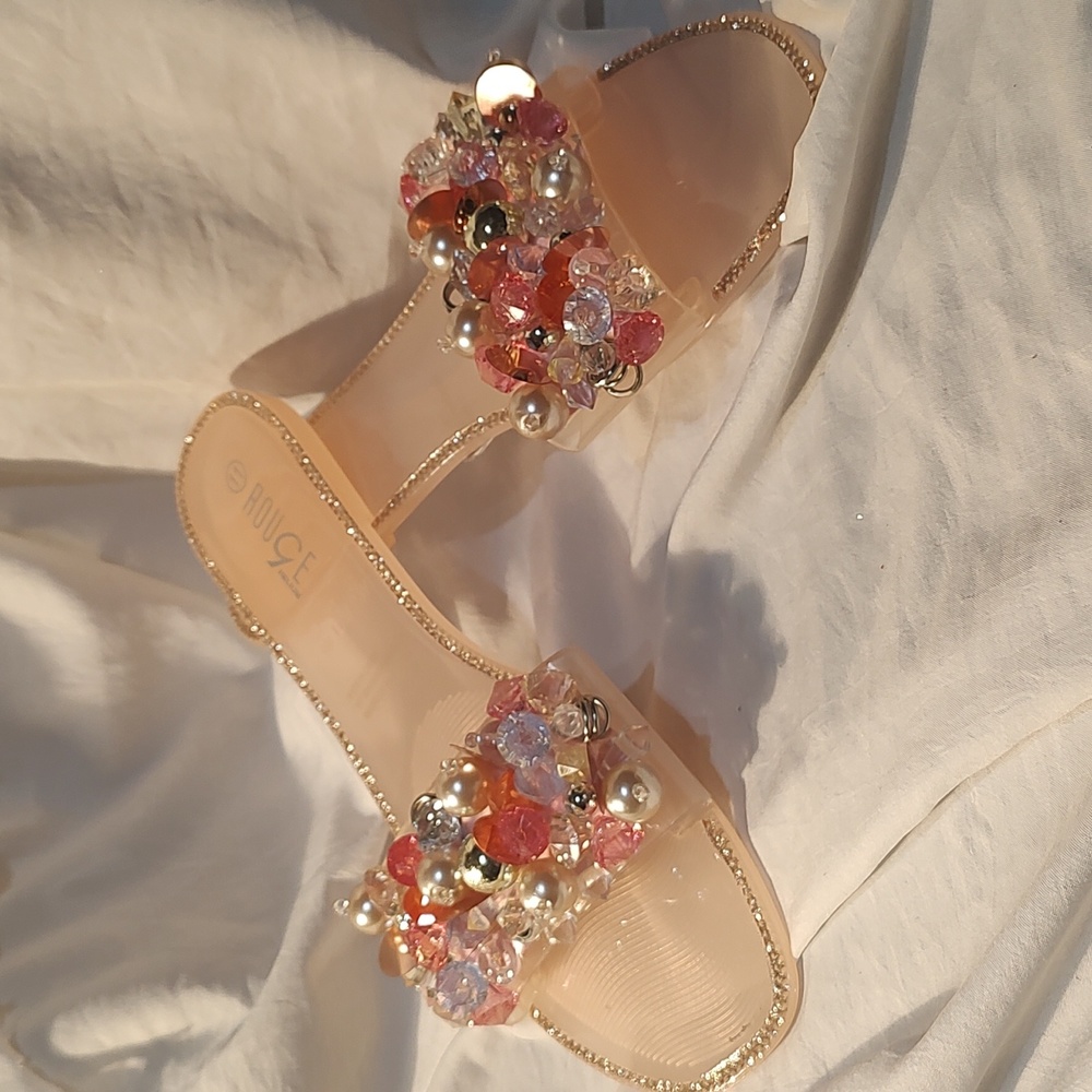 New Rogue jelly sandal